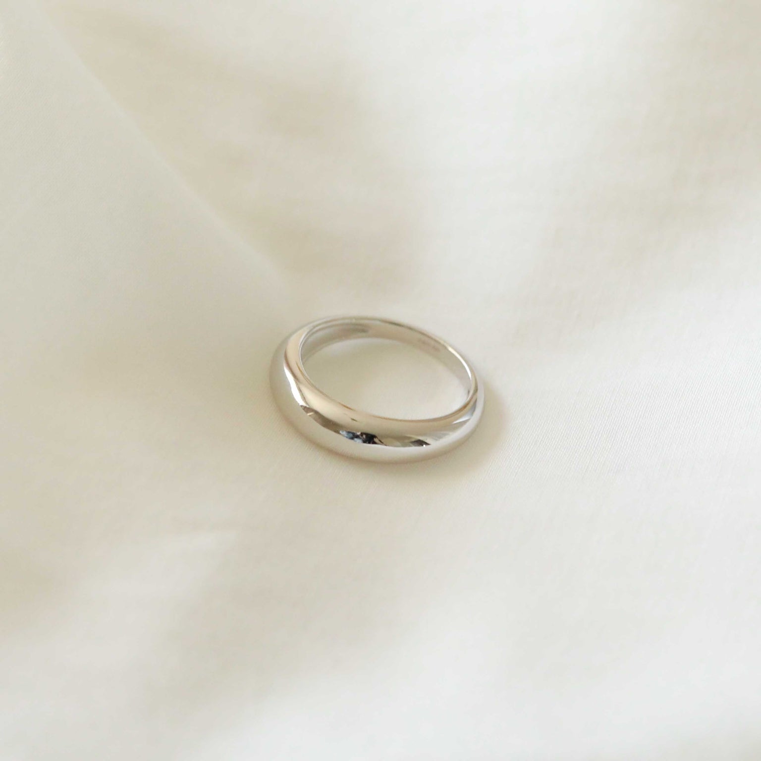 Essential Dome Ring in Silver